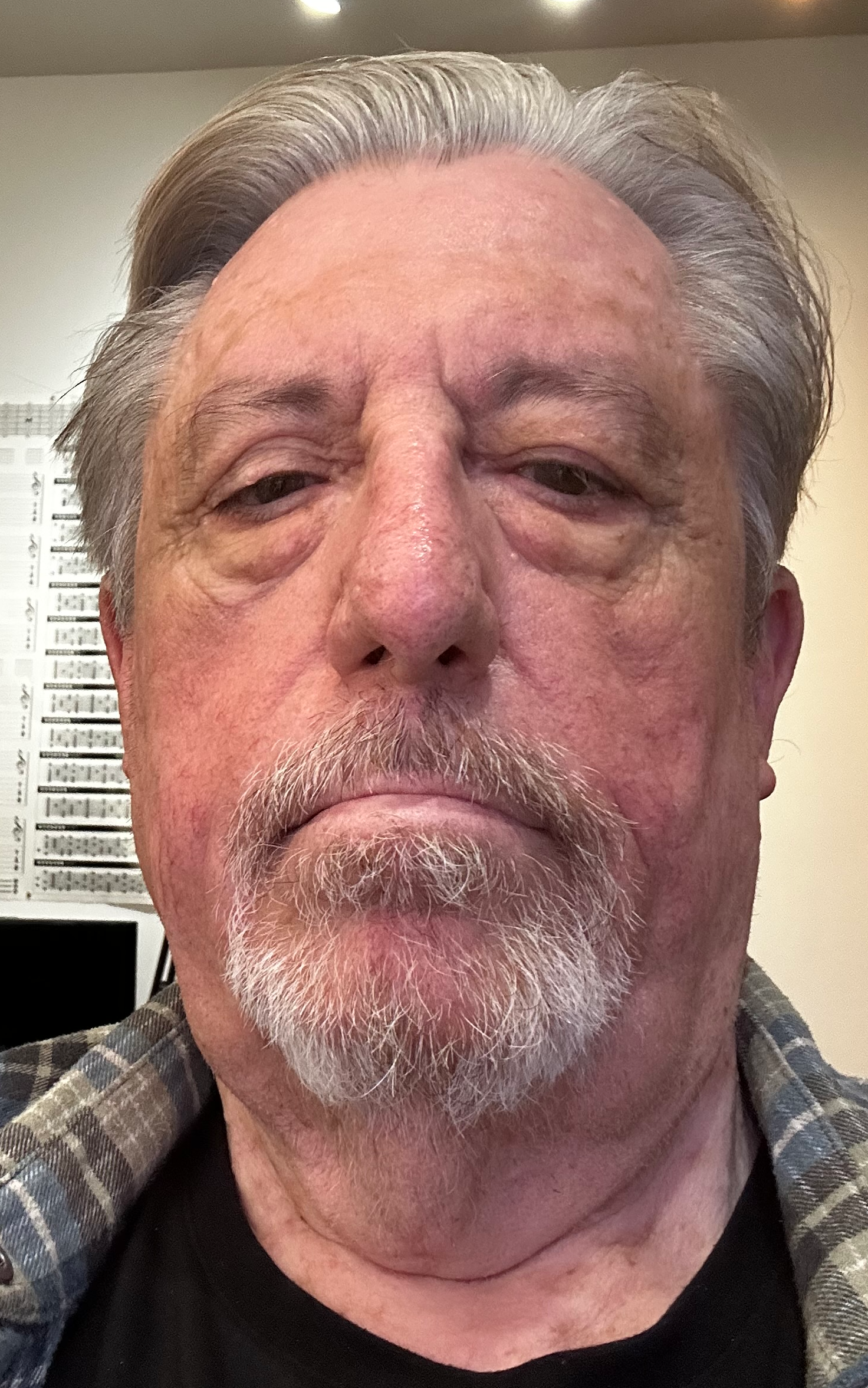 25-10-15c_no_glpdf Photo portrait of Theodore (Ted) McNicol.