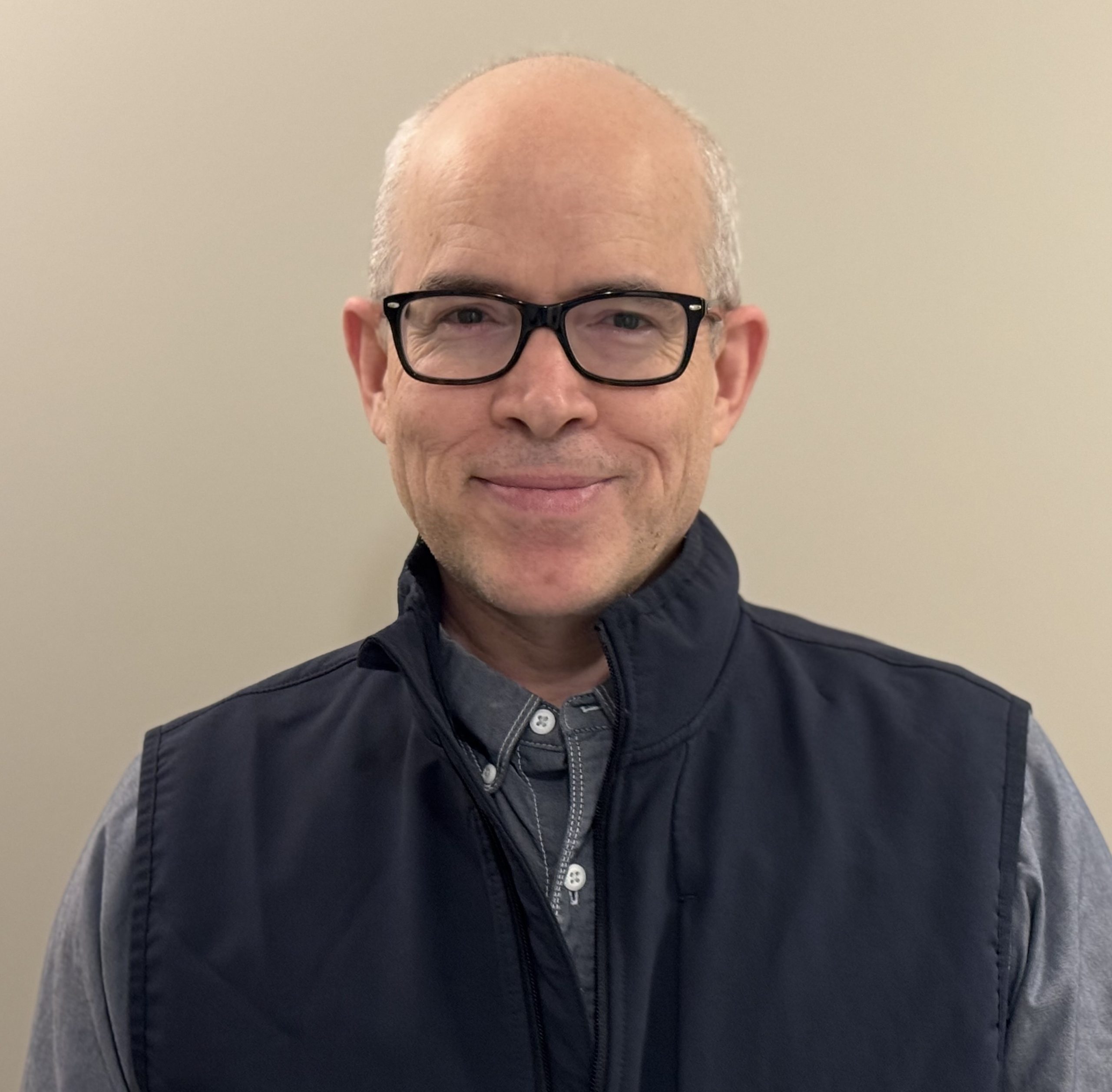 IMG_5459 Photo portrait of Erin Hussey.